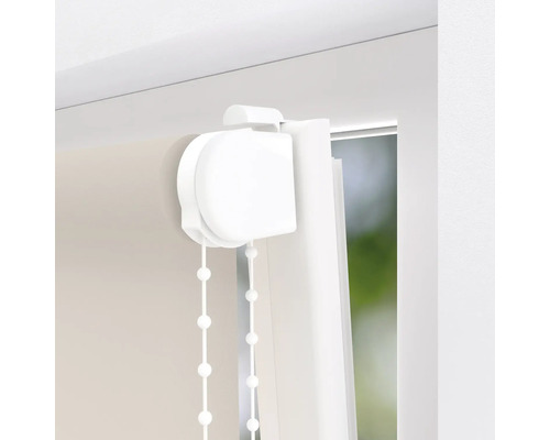 Vedere detaliată a unei role cu lanț pentru decorarea ferestrelor