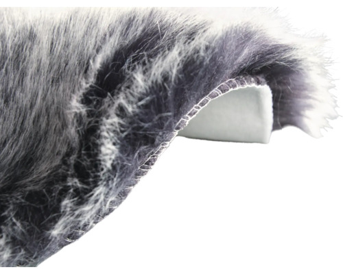 Vizualizare detaliată a unui covor cu fibre lungi