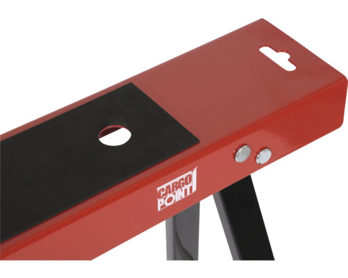 Logo Cargo Point. Capră cu suprafață antiderapantă pentru lucru în siguranță.
