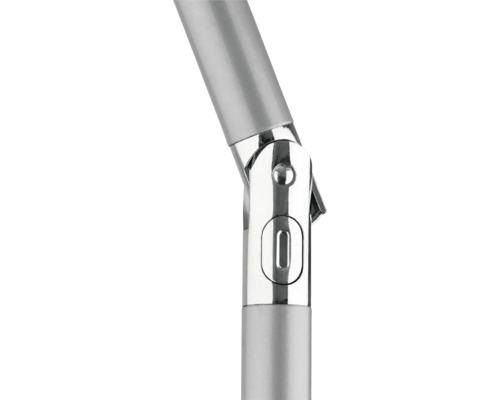 Prim-plan cu conector metalic ajustabil.