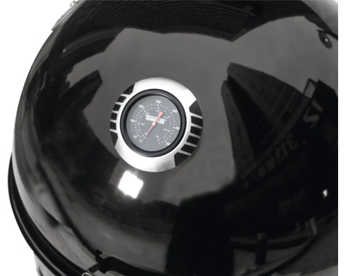 Prim-plan cu grătar sferic cu afișaj de temperatură