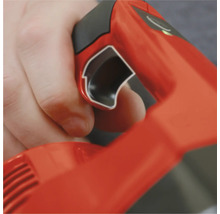 Operarea unui suflant cu mâna