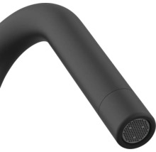 Prim-plan al unui braț de robinet