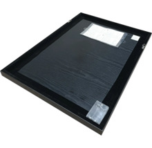 Spatele unei rame foto cu structură de lemn