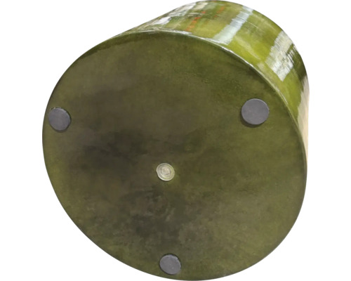 Partea inferioară a unui ghiveci de flori cu picioare