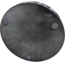 Partea inferioară a unui ghiveci rotund cu piciorușe