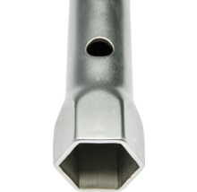 Cheie tubulară din metal cu profil hexagonal și gaură pentru tijă.