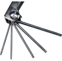 Set de chei pliabile cu chei Torx din metal de diferite dimensiuni.