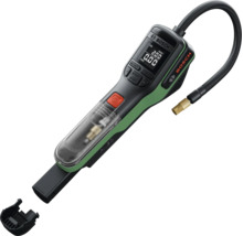 Pompă de aer cu acumulator Bosch cu afișaj digital, butoane de control, furtun flexibil și spațiu de depozitare integrat pentru accesorii.