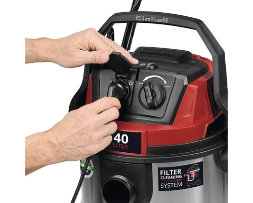 Aspirator umed-uscat Einhell cu priză integrată, capacitate de 40 litri și sistem de curățare a filtrului.