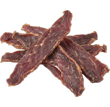 Fâșii de carne uscată ca gustare sau recompensă pentru câini.