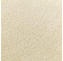 Prim-plan cu textura unui material textil moale din blană artificială plușată.