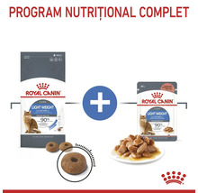 Combinație de hrană uscată și umedă Royal Canin Light Weight Care pentru pisici pentru controlul greutății.