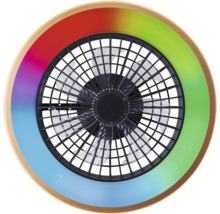 Ventilator de tavan rotund cu inel luminos multicolor, grilă de protecție neagră, palete transparente și cadru cu aspect de lemn.