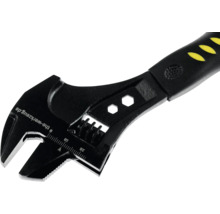 Cheie reglabilă cu scară milimetrică și mâner ergonomic de la the-werkzeug.de.
