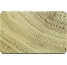 Placă ceramică cu aspect de piatră naturală și textură detaliată în formă dreptunghiulară