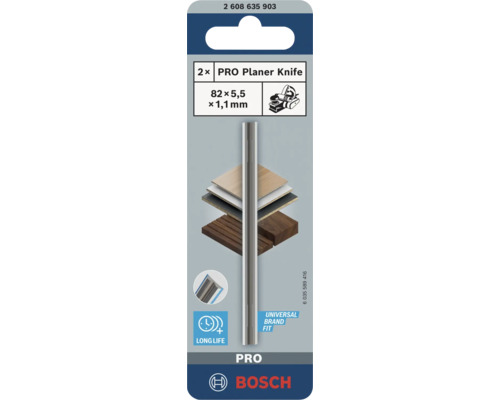 Două cuțite pentru rindea Bosch PRO cu dimensiunile 82 pe 5,5 pe 1,1 milimetri pentru rindele electrice pe un ambalaj de tip blister.