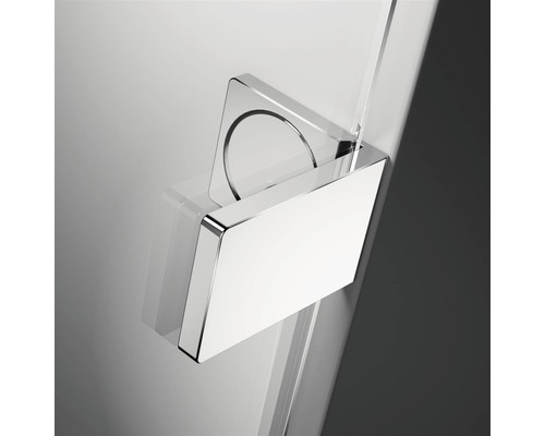Imagine detaliată cu un buton de cabină de duș din metal