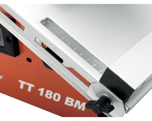 Imagine detaliată a unui ferăstrău de masă cu opritor și scală de măsurare