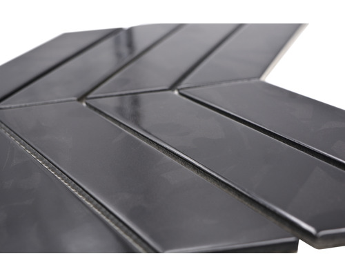 Placă de mozaic în formă de săgeată, vedere detaliată