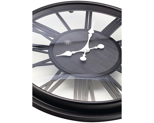 Ceas de perete cu cifre romane