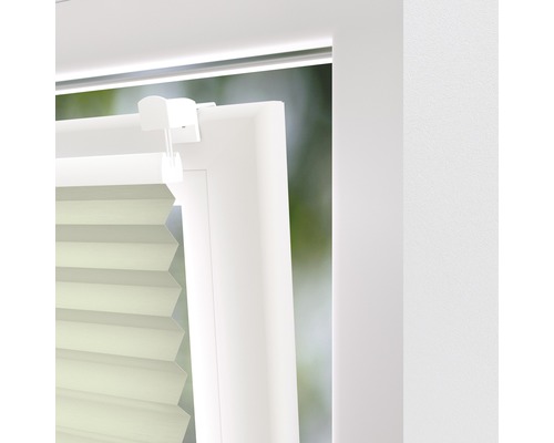 Vedere detaliată a unui jaluzele plisate pe fereastră