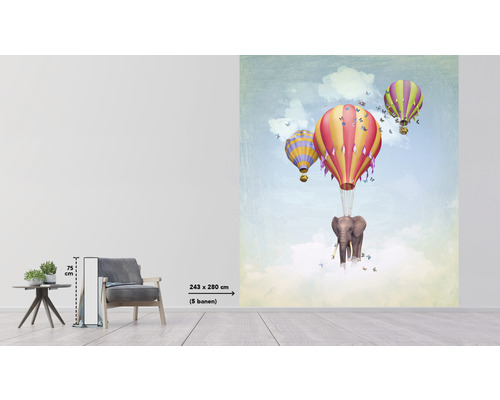 Tapet cu imaginea unui elefant şi baloane cu aer cald într-o cameră