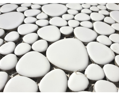 Mozaic ceramic alb cu aspect de pietricele