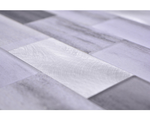 Plăci de mozaic din sticlă și metal