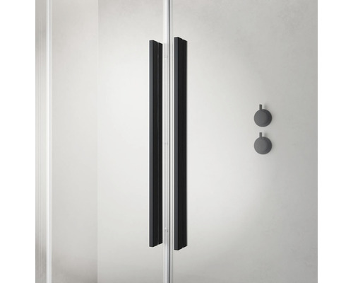 Imagine detaliată a unui duș cu mâner și baterie