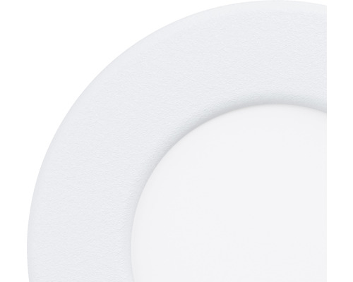 Decupaj dintr-un capac rotund