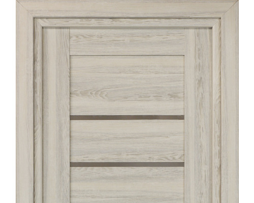 Ușă din lemn cu elemente decorative orizontale