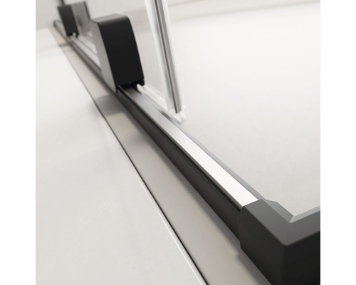 Vizualizare detaliată a unei șine de podea pentru cabină de duș din metal și plastic