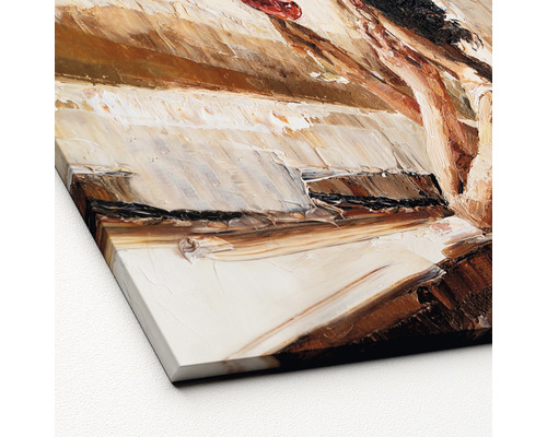 Prim-plan al unui tablou cu vopsele de ulei pe pânză.