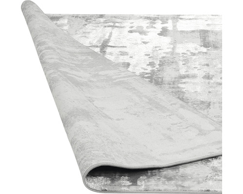 Covor gri cu model abstract