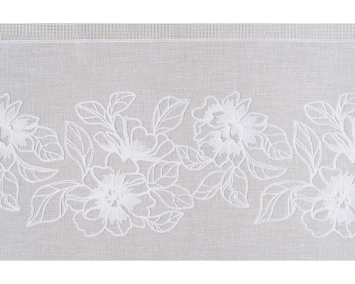 Perdea cu broderie florală