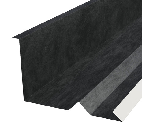 Detaliu profil de margine de acoperiș din metal