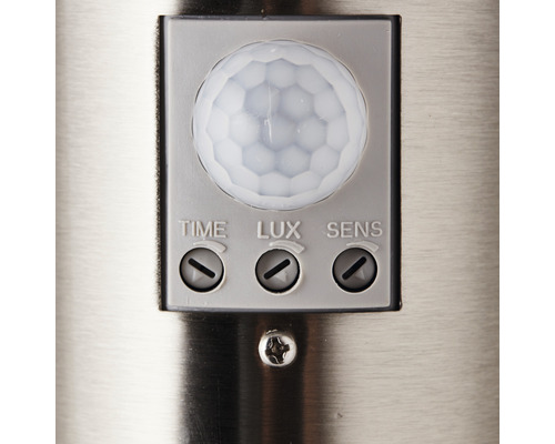 Prim-plan cu un senzor de mișcare cu setări pentru timp, lux și sensibilitate