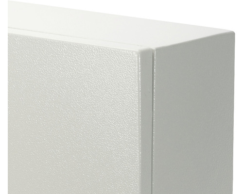 Detaliu al suprafeței metalice a unui dulap