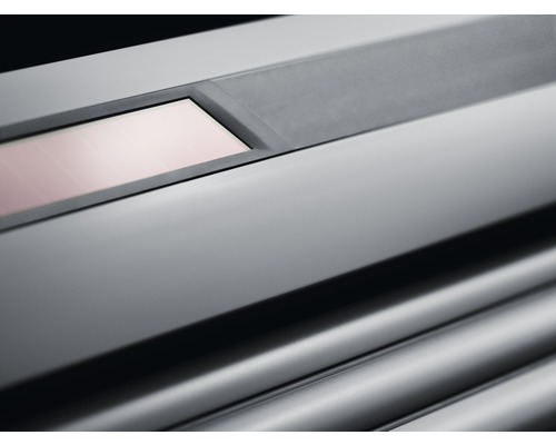 Imagine detaliată a unei role cu element solar