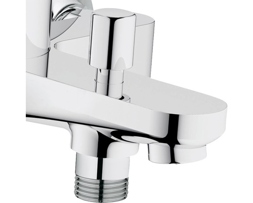 Prim-plan cu baterie metalică de cadă cu o singură manetă