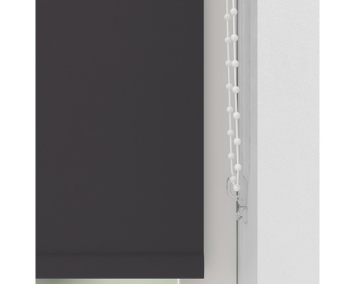 Rulou cu lanț de operare în fereastră