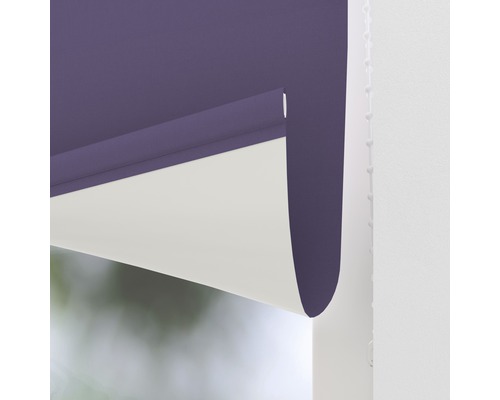 Rulou laterală mov parțial derulată