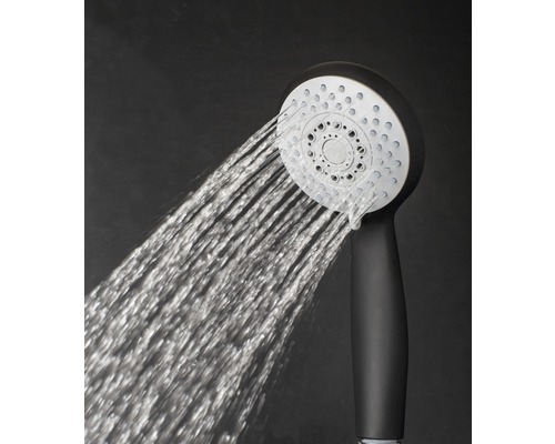 Duș de mână cu jet de apă