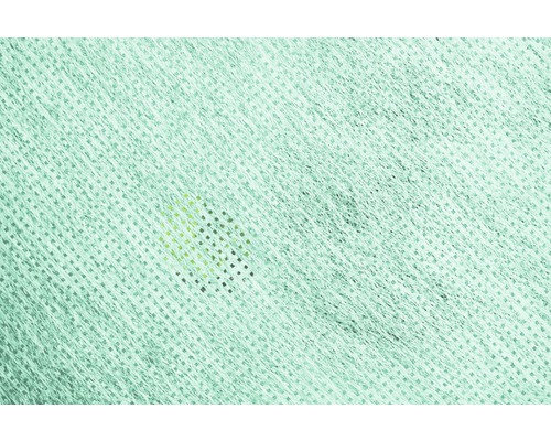 Prim-plan cu un voal pentru plante de grădină