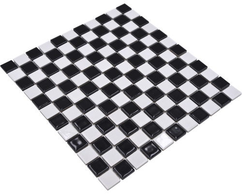Placă de mozaic cu model de tablă de șah cu plăci ceramice negre și albe