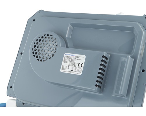 Partea din spate a unei lăzi frigorifice cu ventilator și logo Campingaz