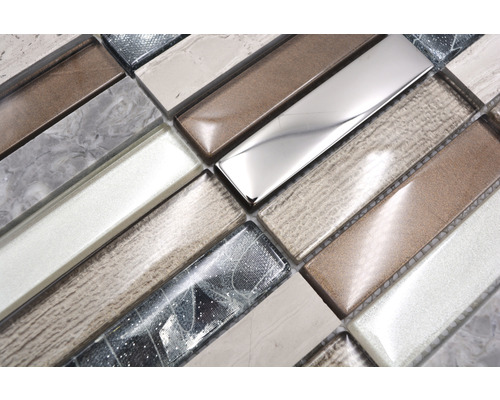 Mozaic din sticlă și piatră naturală