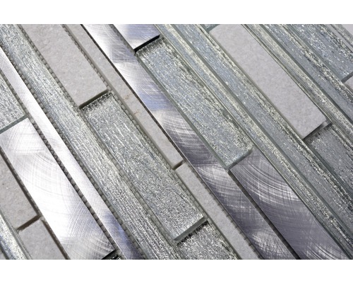 Mozaic din sticlă și piatră naturală