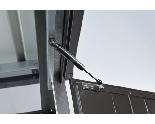 Detaliu cu arc pe gaz pe o cutie de scule.